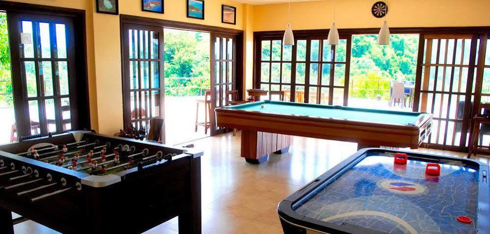 Tugawe Cove Resort Colongcocon Eksteriør bilde