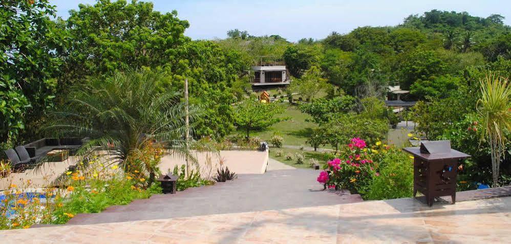 Tugawe Cove Resort Colongcocon Eksteriør bilde